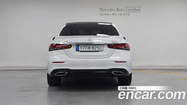Mercedes-Benz E-Класс 2023 thumb 4