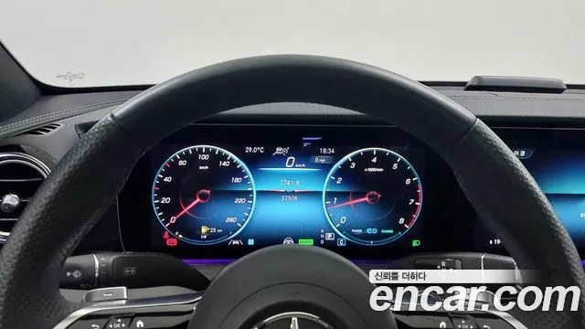 Mercedes-Benz E-Класс 2023 thumb 8
