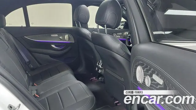Mercedes-Benz E-Класс 2023 thumb 10