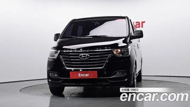 Hyundai Starex 2019 thumb 2