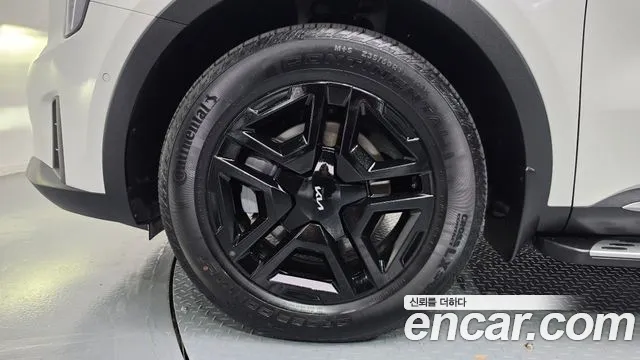Kia Sorento 2024 thumb 5