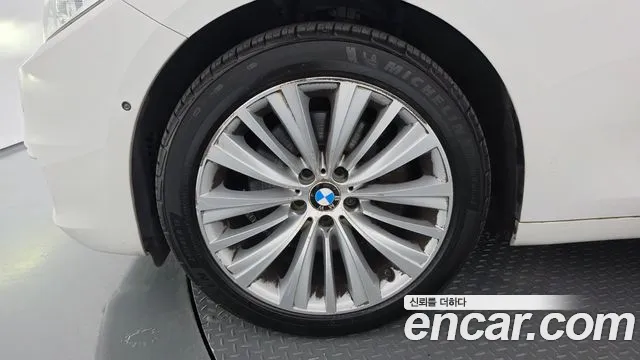 BMW Gran Turismo 2015 thumb 5