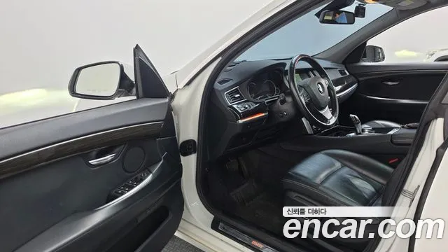 BMW Gran Turismo 2015 thumb 10