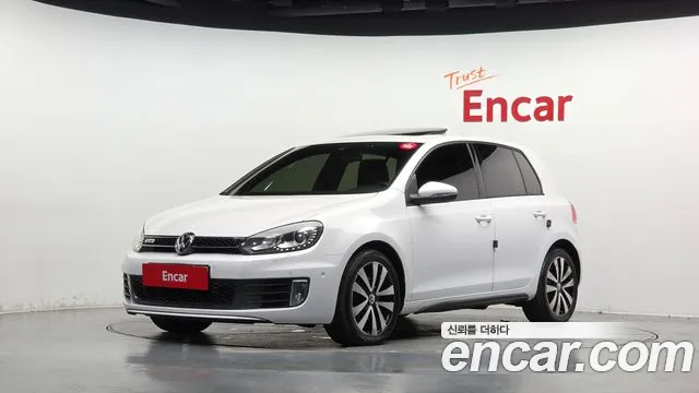 Volkswagen Golf Sportsvan 2012 thumb 12