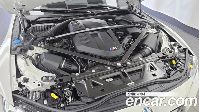 BMW M4 2023 thumb 6