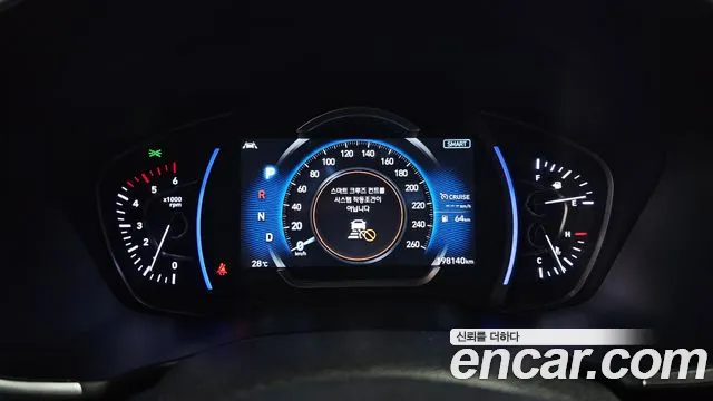 Hyundai Santa Fe 2018 thumb 8
