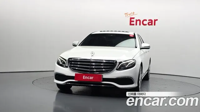Mercedes-Benz E-Класс 2019 thumb 3