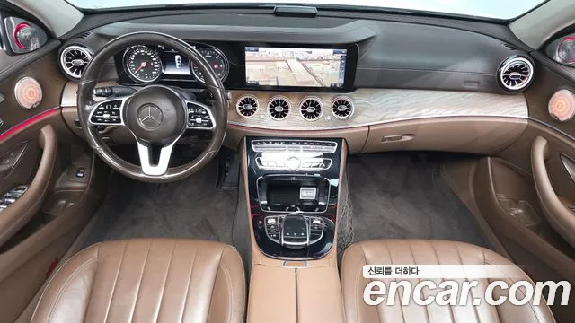 Mercedes-Benz E-Класс 2019 thumb 7