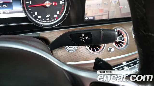 Mercedes-Benz E-Класс 2019 thumb 9
