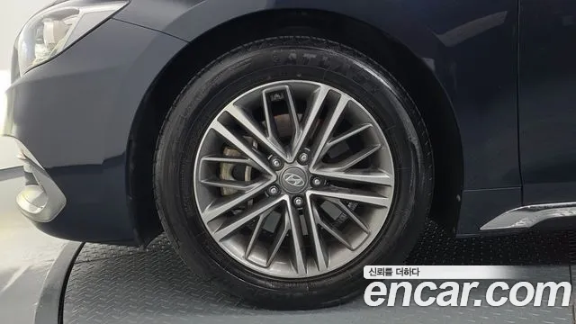 Hyundai Grandeur 2017 thumb 4