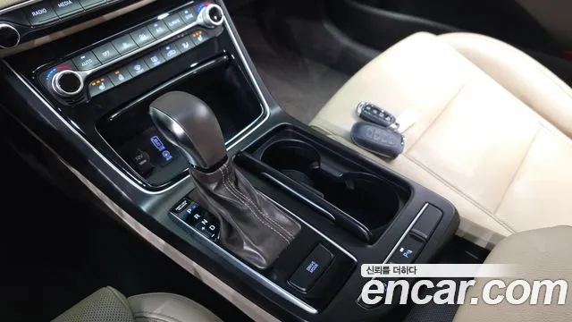 Hyundai Grandeur 2017 thumb 8