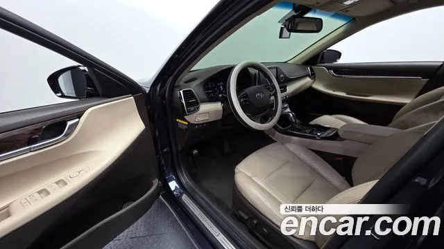 Hyundai Grandeur 2017 thumb 9