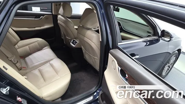 Hyundai Grandeur 2017 thumb 10