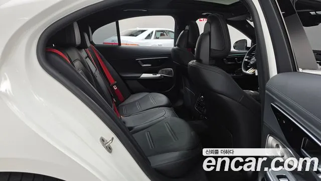 Mercedes-Benz E-Класс 2026 thumb 10