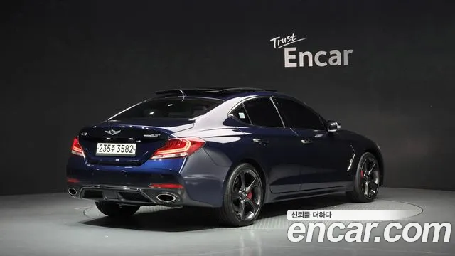 Genesis G70 2019 thumb 2