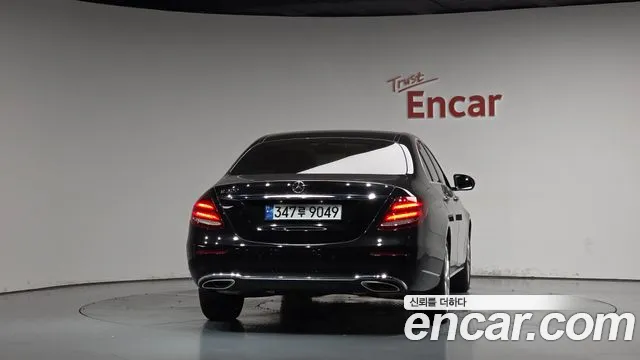 Mercedes-Benz E-Класс 2018 thumb 4