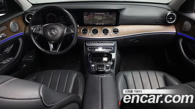Mercedes-Benz E-Класс 2018 thumb 7