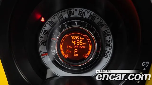 Fiat 500 2013 thumb 8