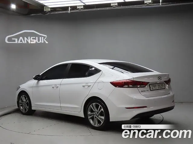 Hyundai Avante 2017 thumb 2
