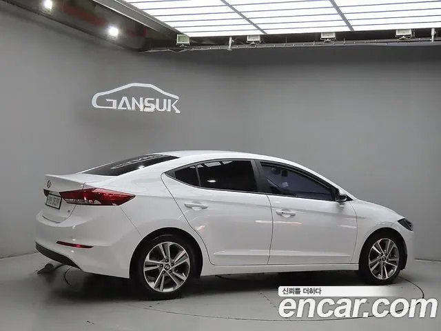 Hyundai Avante 2017 thumb 4