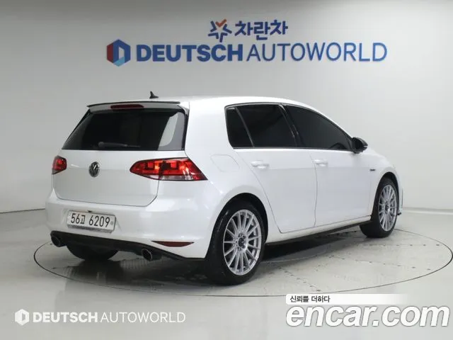 Volkswagen Golf Sportsvan 2014 thumb 2
