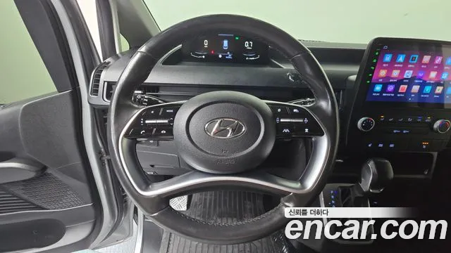 Hyundai Staria 2022 thumb 12