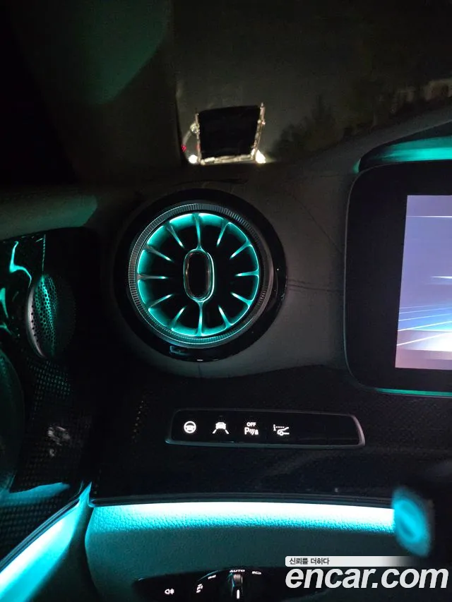 Mercedes-Benz E-Класс 2019 thumb 8