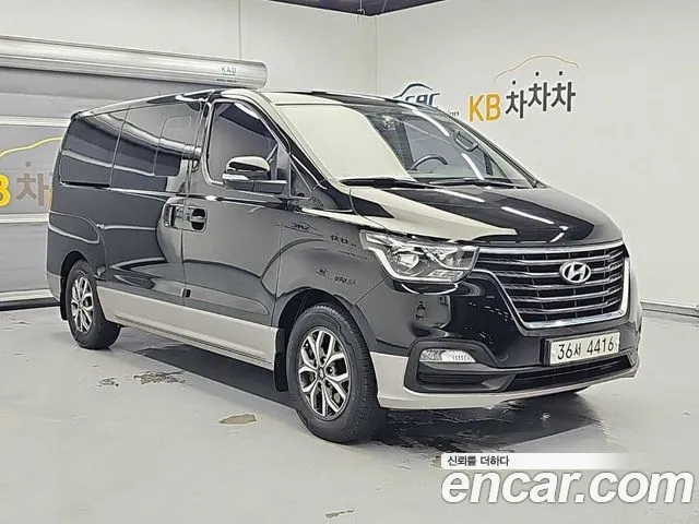 Hyundai Starex 2018 thumb 4