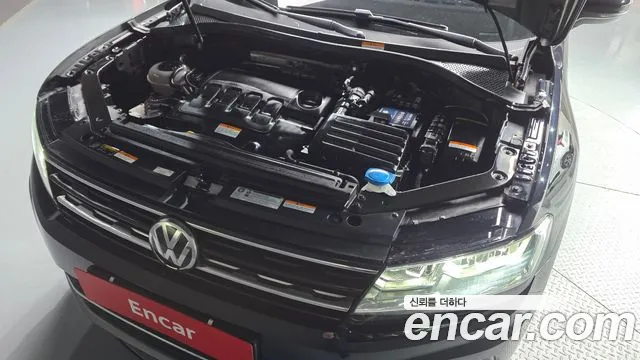 Volkswagen Tiguan 2019 thumb 6