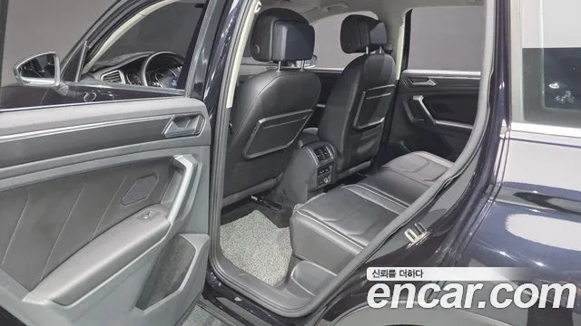 Volkswagen Tiguan 2019 thumb 12