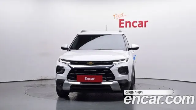 ChevroletGMDaewoo TrailBlazer 2021 thumb 3