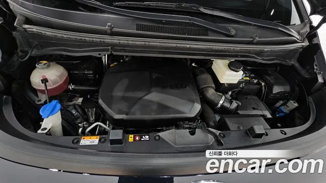 Hyundai Staria 2022 thumb 6