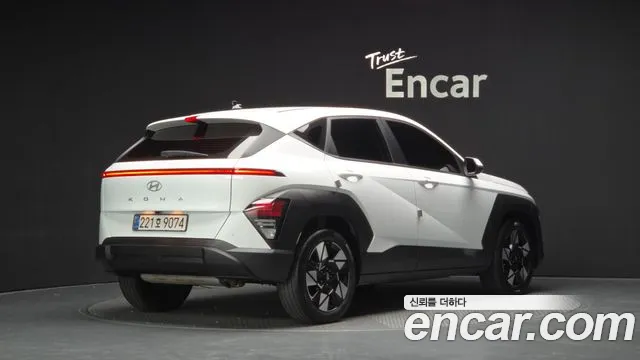 Hyundai Kona 2024 thumb 2