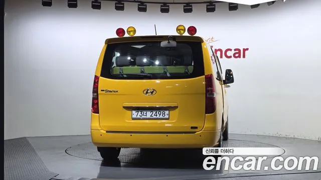 Hyundai Starex 2018 thumb 4