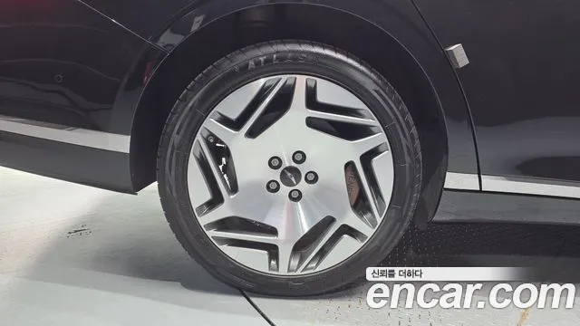Genesis G90 2023 thumb 5