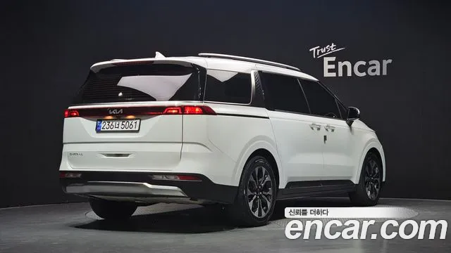 Kia Carnival 2022 thumb 2