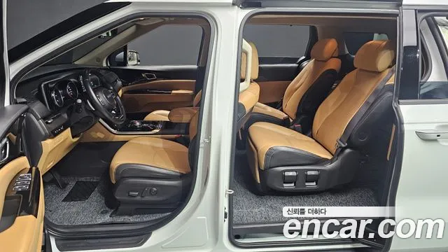 Kia Carnival 2022 thumb 10