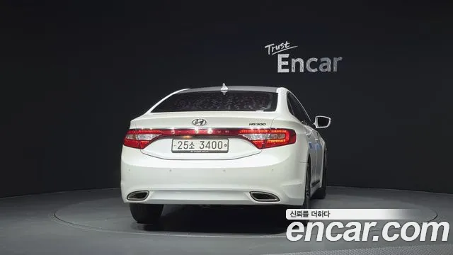 Hyundai Grandeur 2014 thumb 4