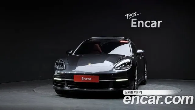 Porsche Panamera 2020 thumb 2