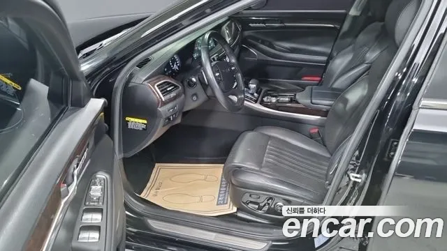 Genesis G90 2016 thumb 6
