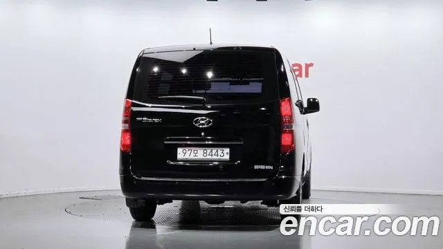 Hyundai Starex 2016 thumb 4