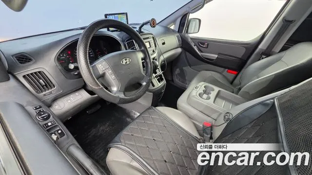 Hyundai Starex 2016 thumb 7