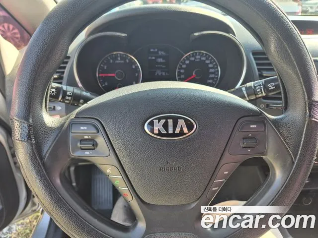 Kia K3 2015 thumb 9