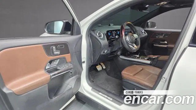 Mercedes-Benz GLA 2021 thumb 10