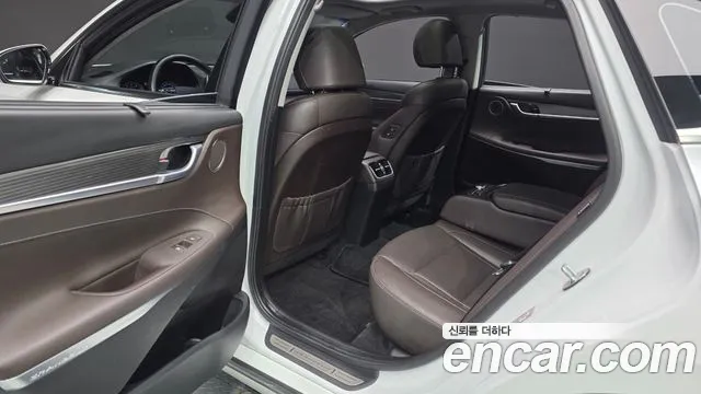 Hyundai Grandeur 2017 thumb 12