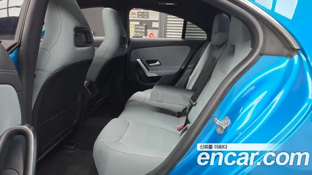 Mercedes-Benz CLA 2025 thumb 11