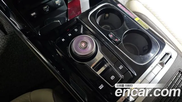 Kia Carnival 2021 thumb 9