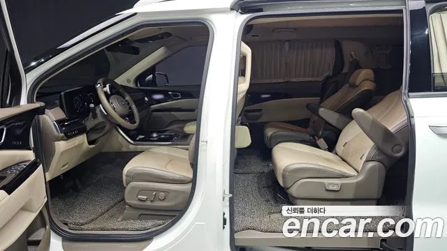 Kia Carnival 2021 thumb 12
