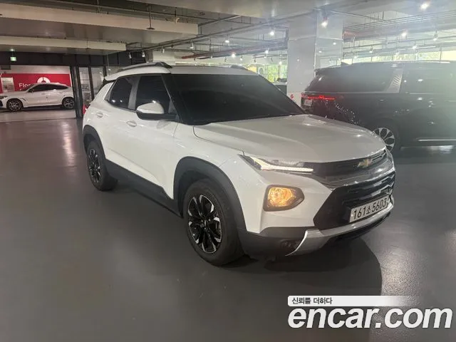 ChevroletGMDaewoo TrailBlazer 2020 thumb 3