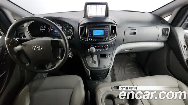 Hyundai Starex 2017 thumb 7